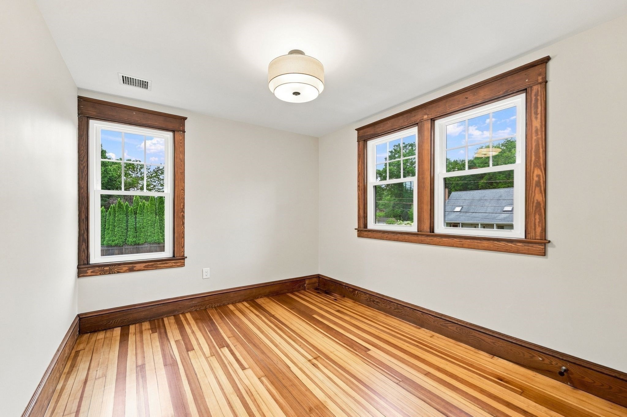 80 Milton St Property Photo 22