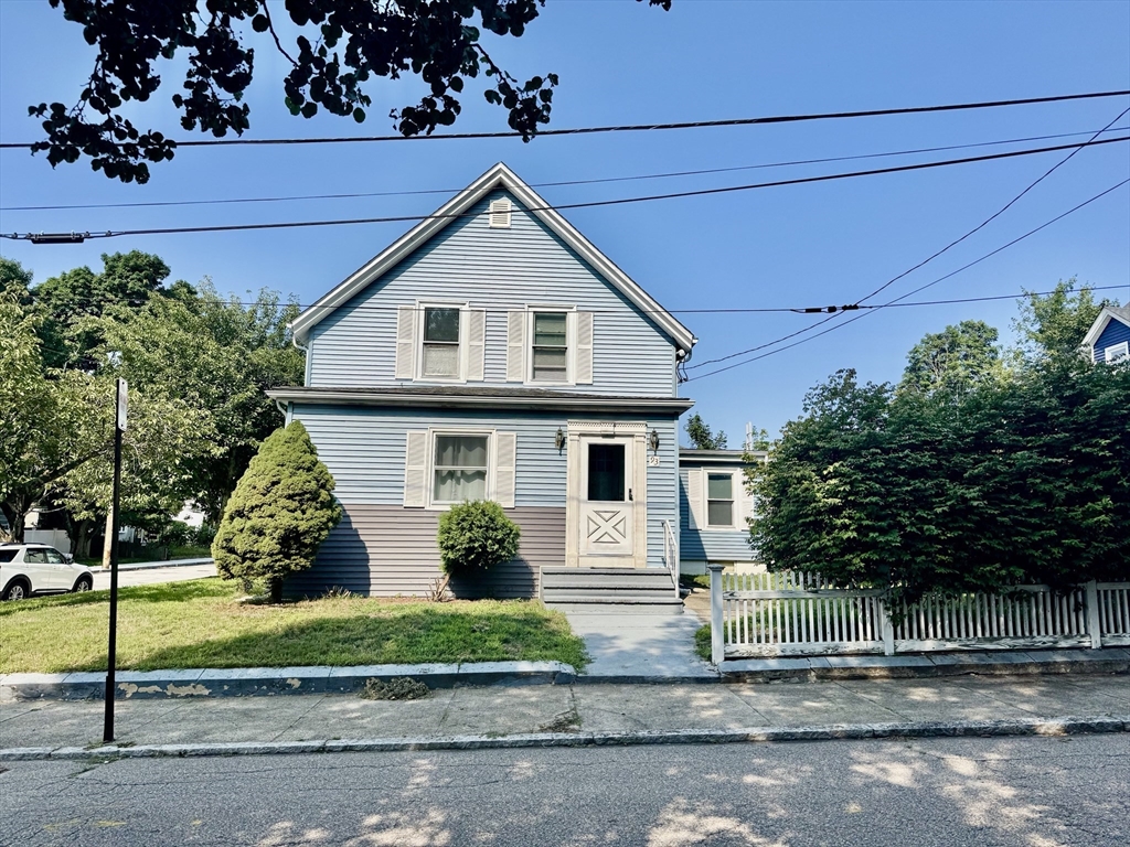 93 Parker St # 2 Property Photo 1