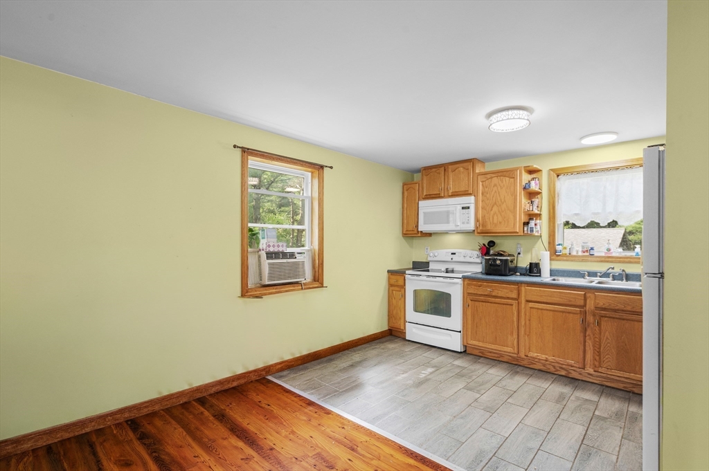 90 West St Property Photo 6