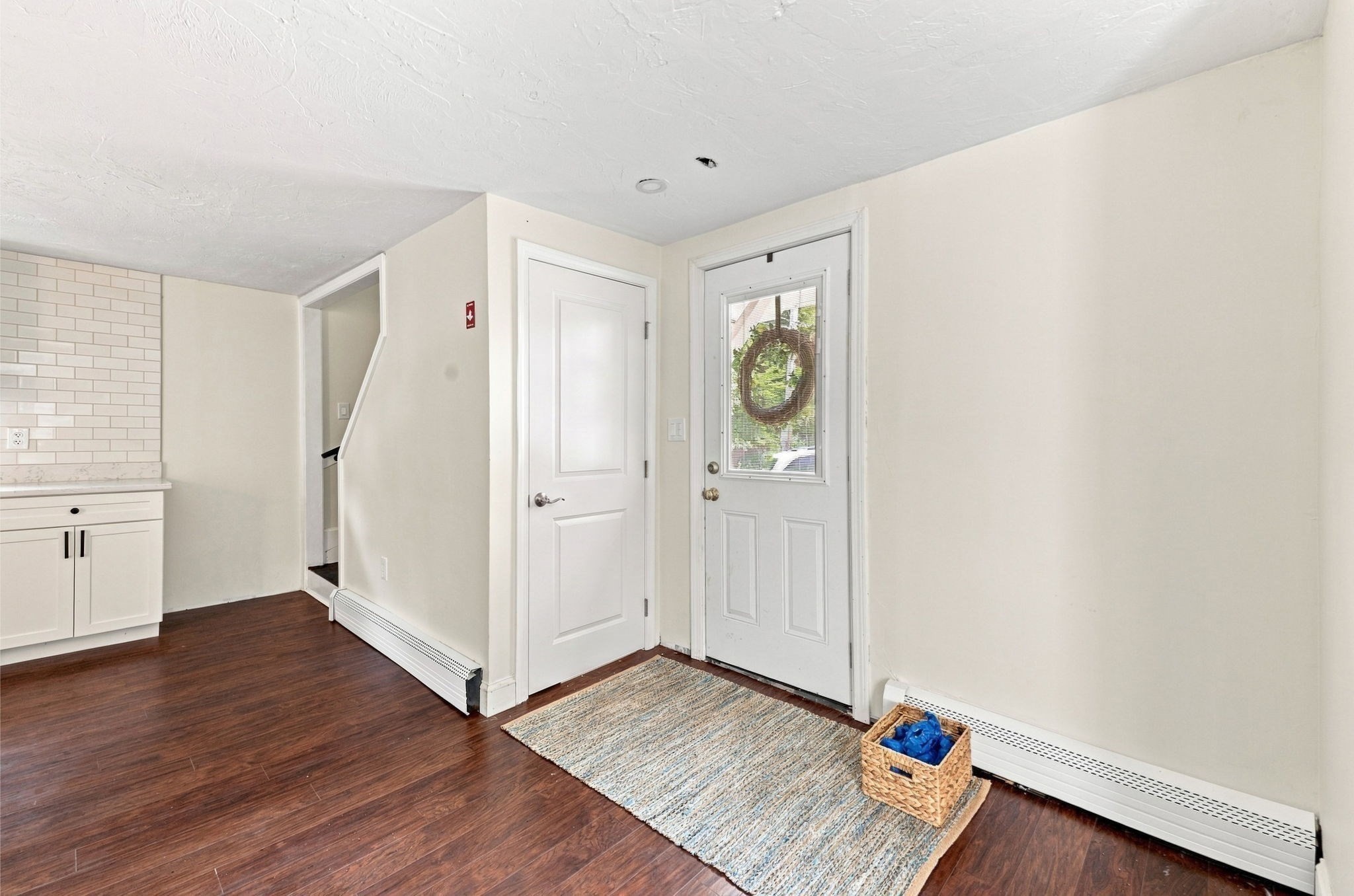 169 Quinapoxet St Property Photo 11