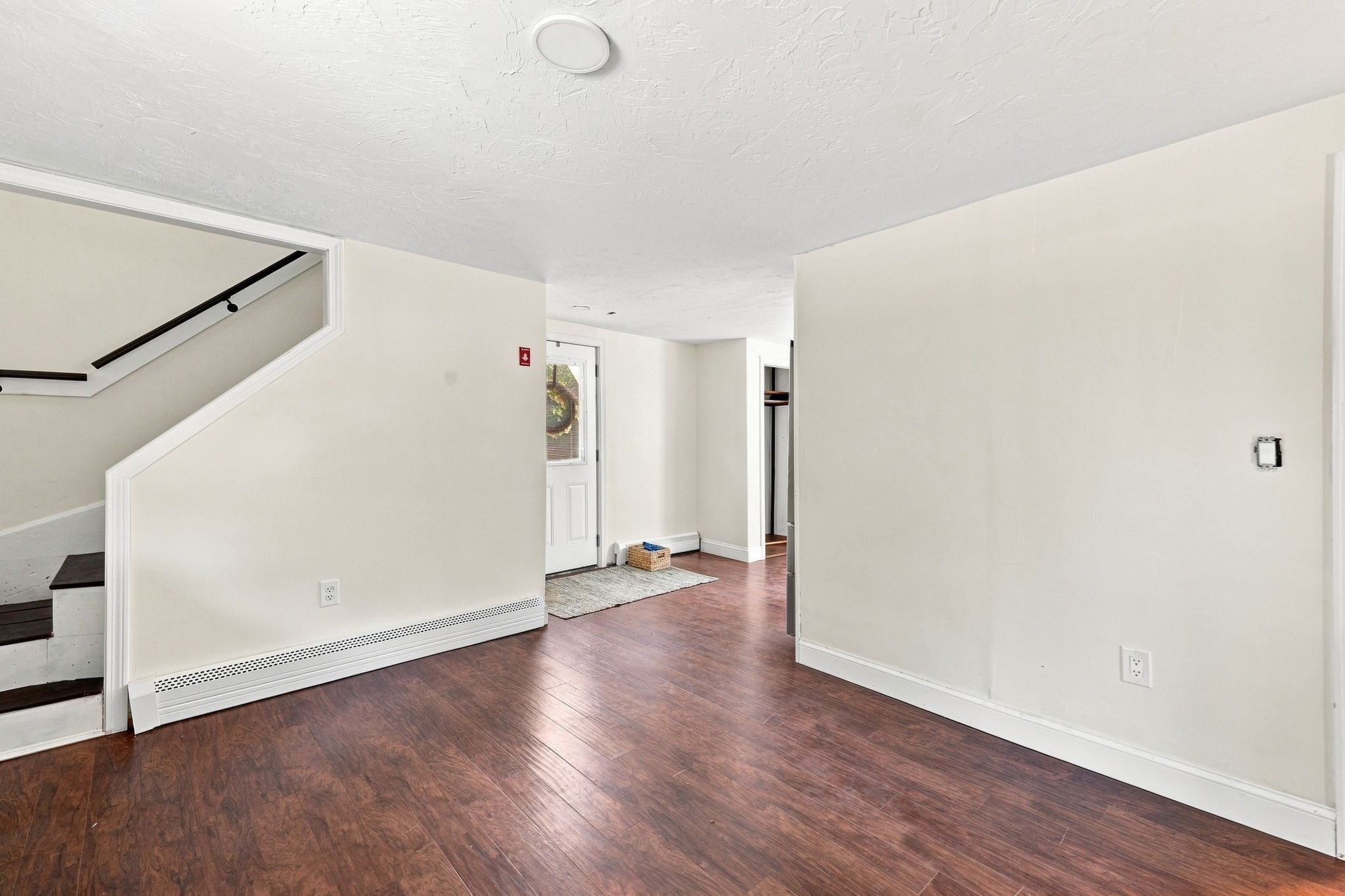 169 Quinapoxet St Property Photo 19