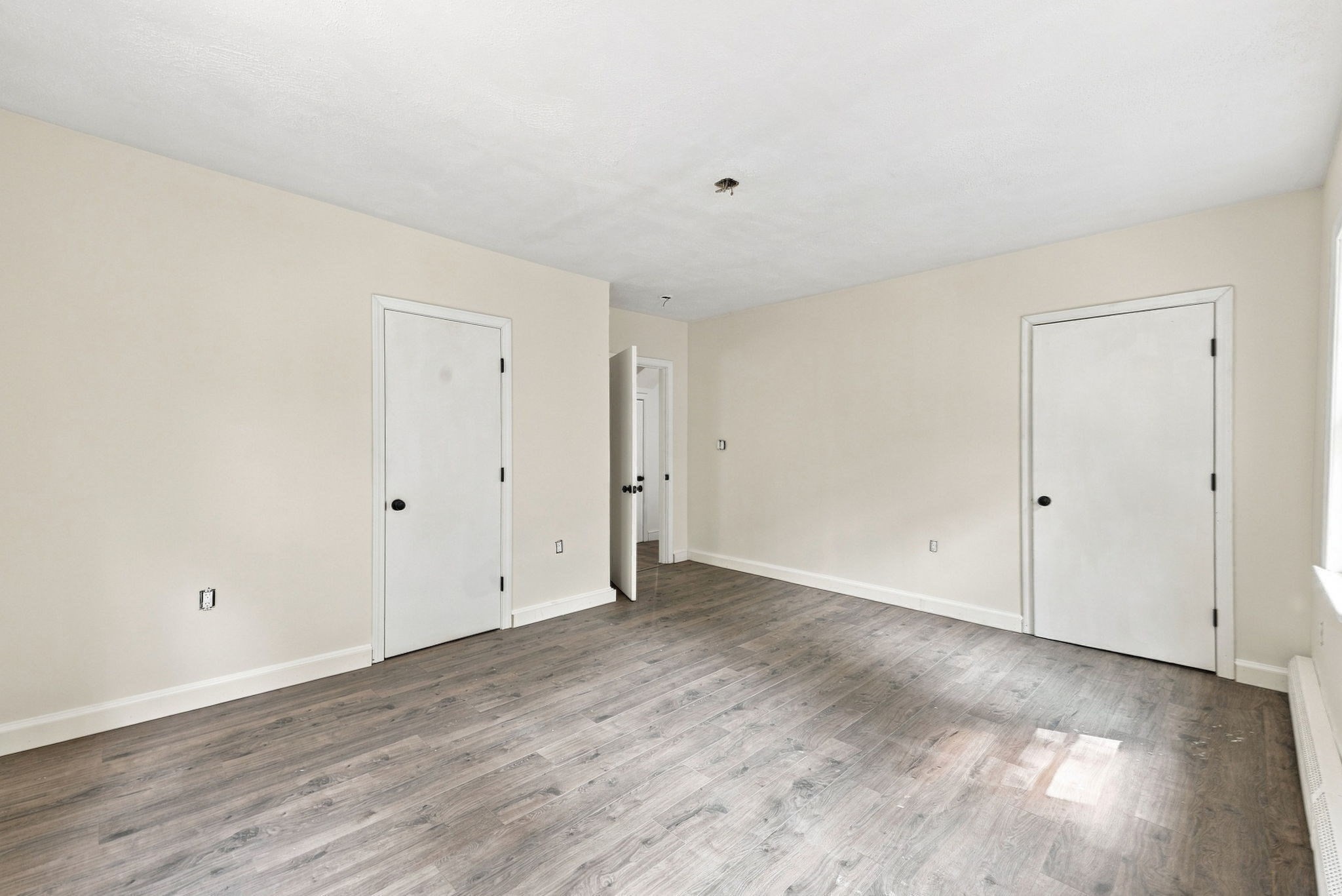 169 Quinapoxet St Property Photo 30