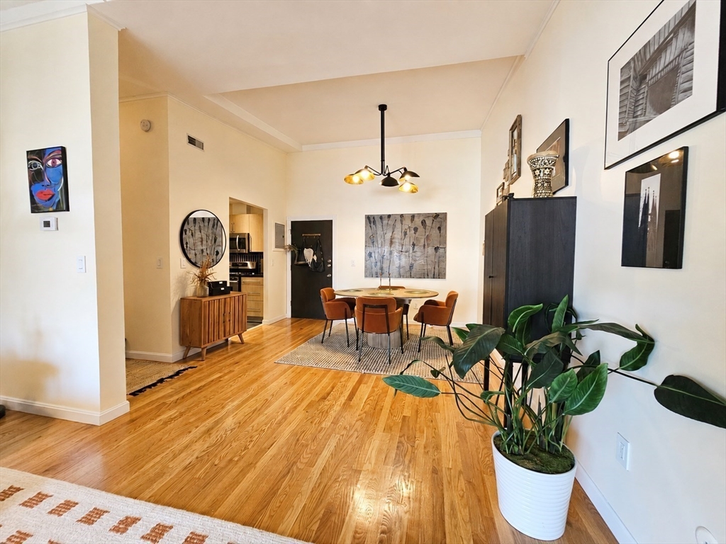 55 Broadlawn Park # 16b Property Photo 14
