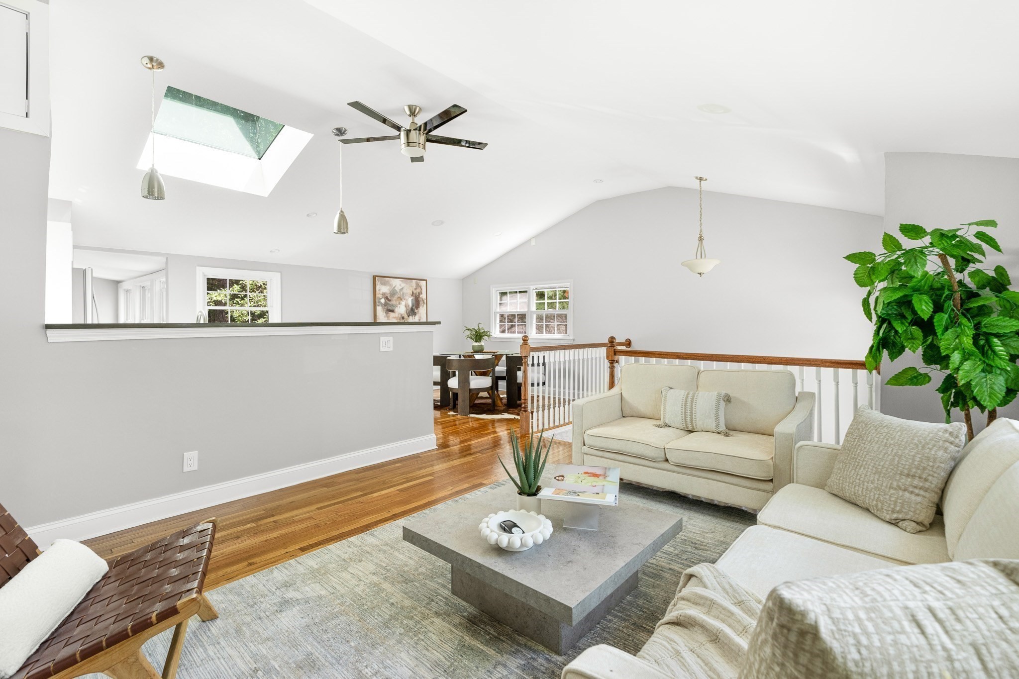 10 Kardon Rd Property Photo 4
