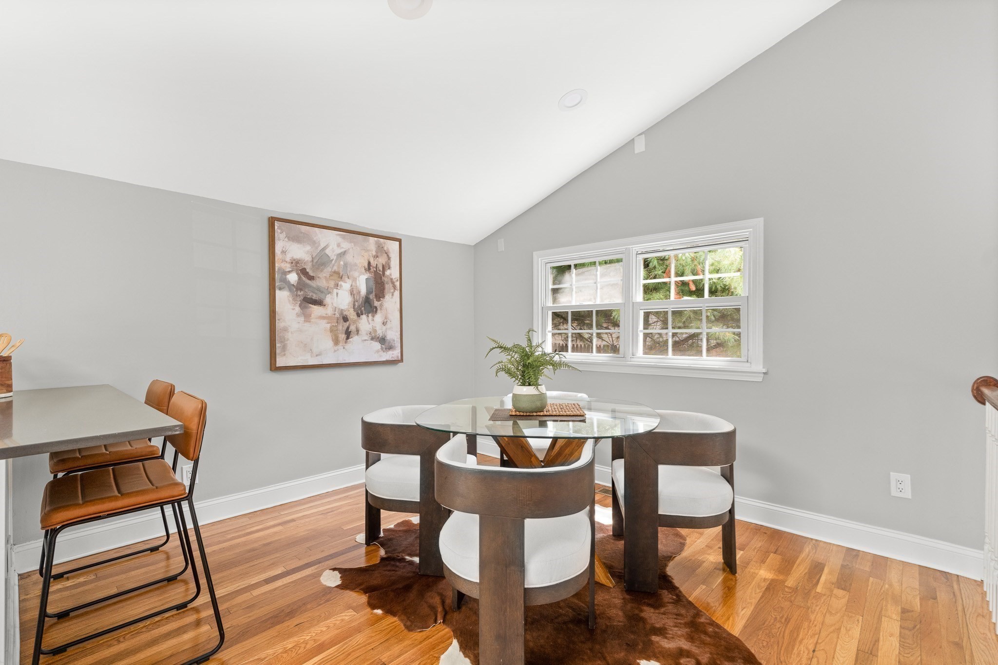 10 Kardon Rd Property Photo 5