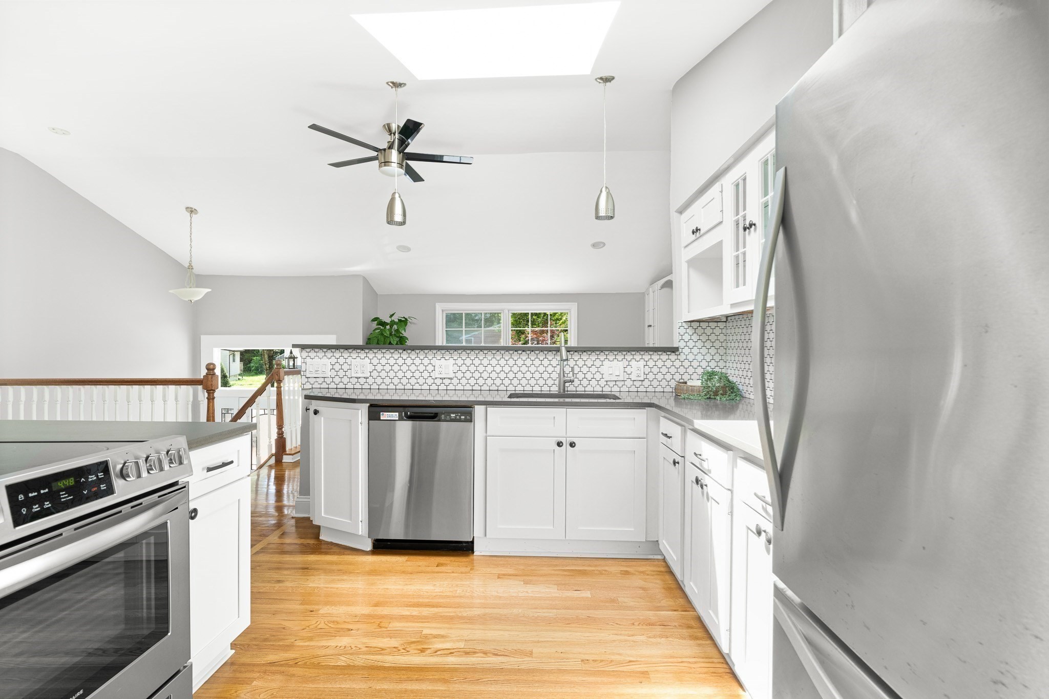 10 Kardon Rd Property Photo 8