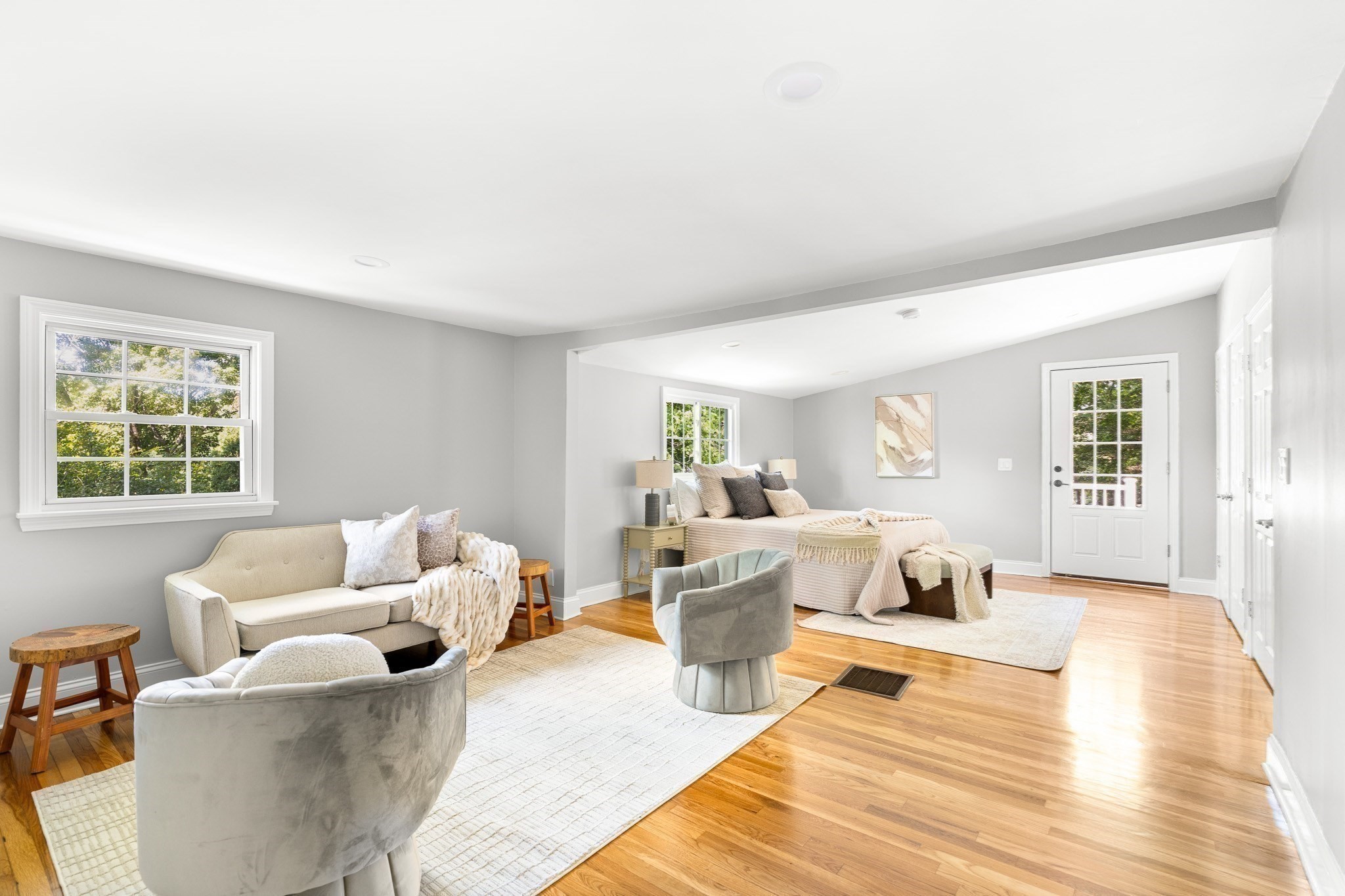 10 Kardon Rd Property Photo 15