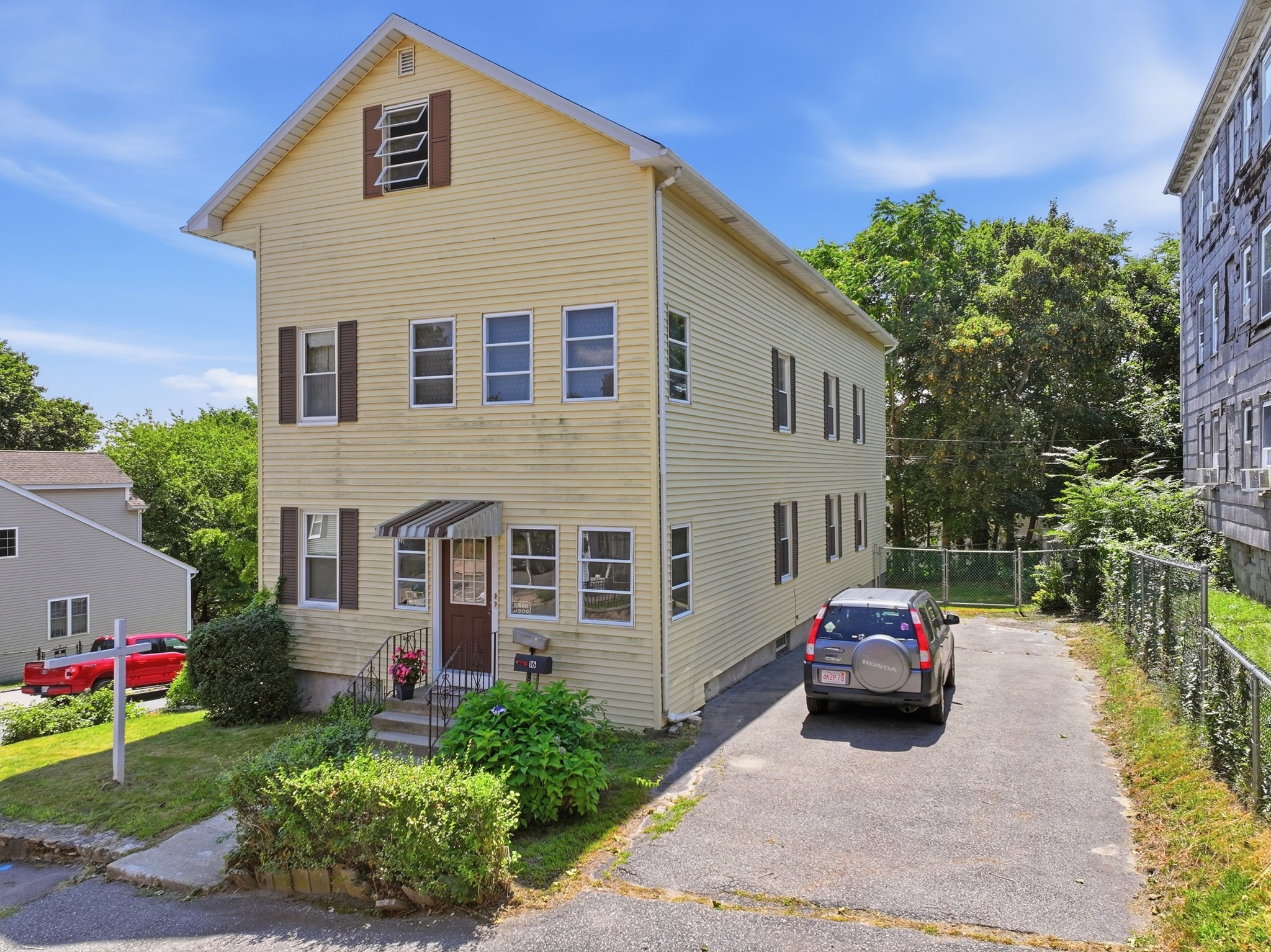 16 Dartmouth St Property Photo 1