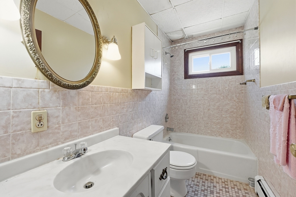 16 Dartmouth St Property Photo 11