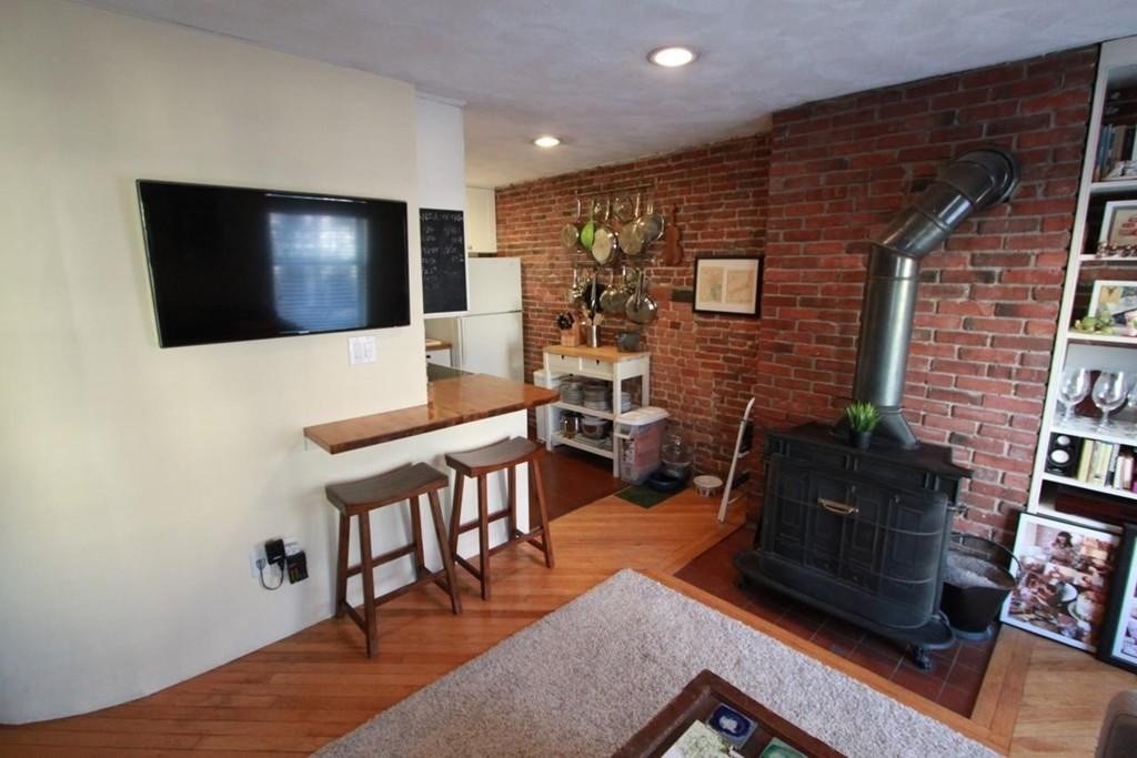 34-36 Bigelow St # 3 Property Photo 1