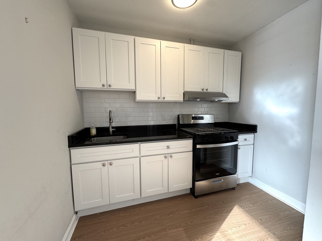 333 Broadway # 24 Property Photo 1
