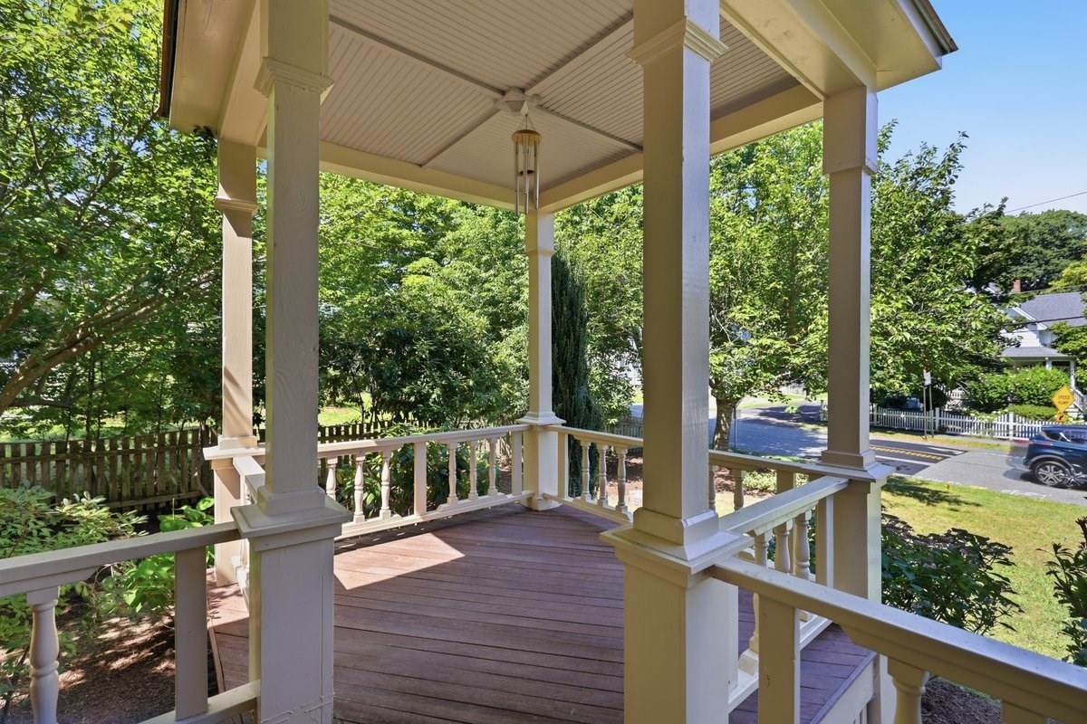 26 Woodlawn Street Property Photo 2