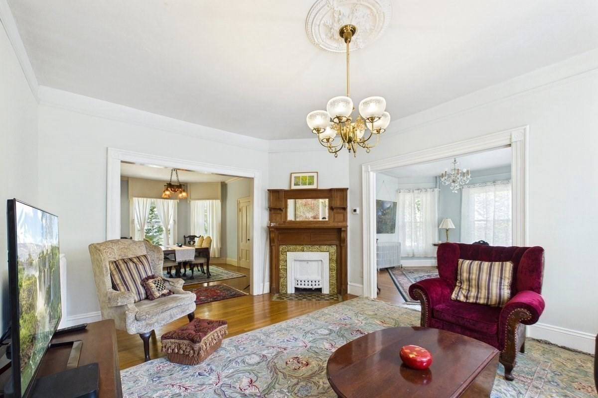 26 Woodlawn Street Property Photo 11