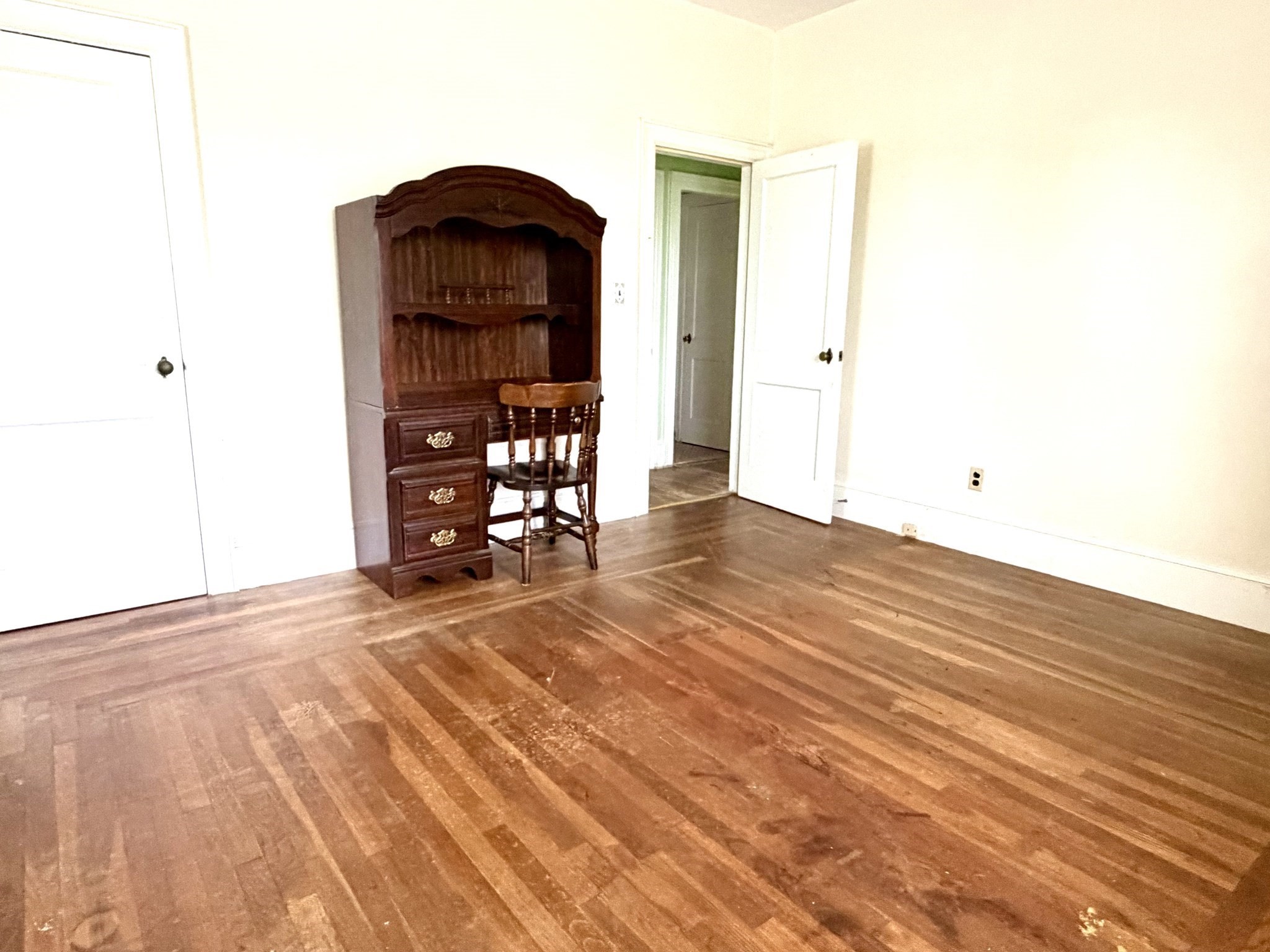 486 King Street Property Photo 17