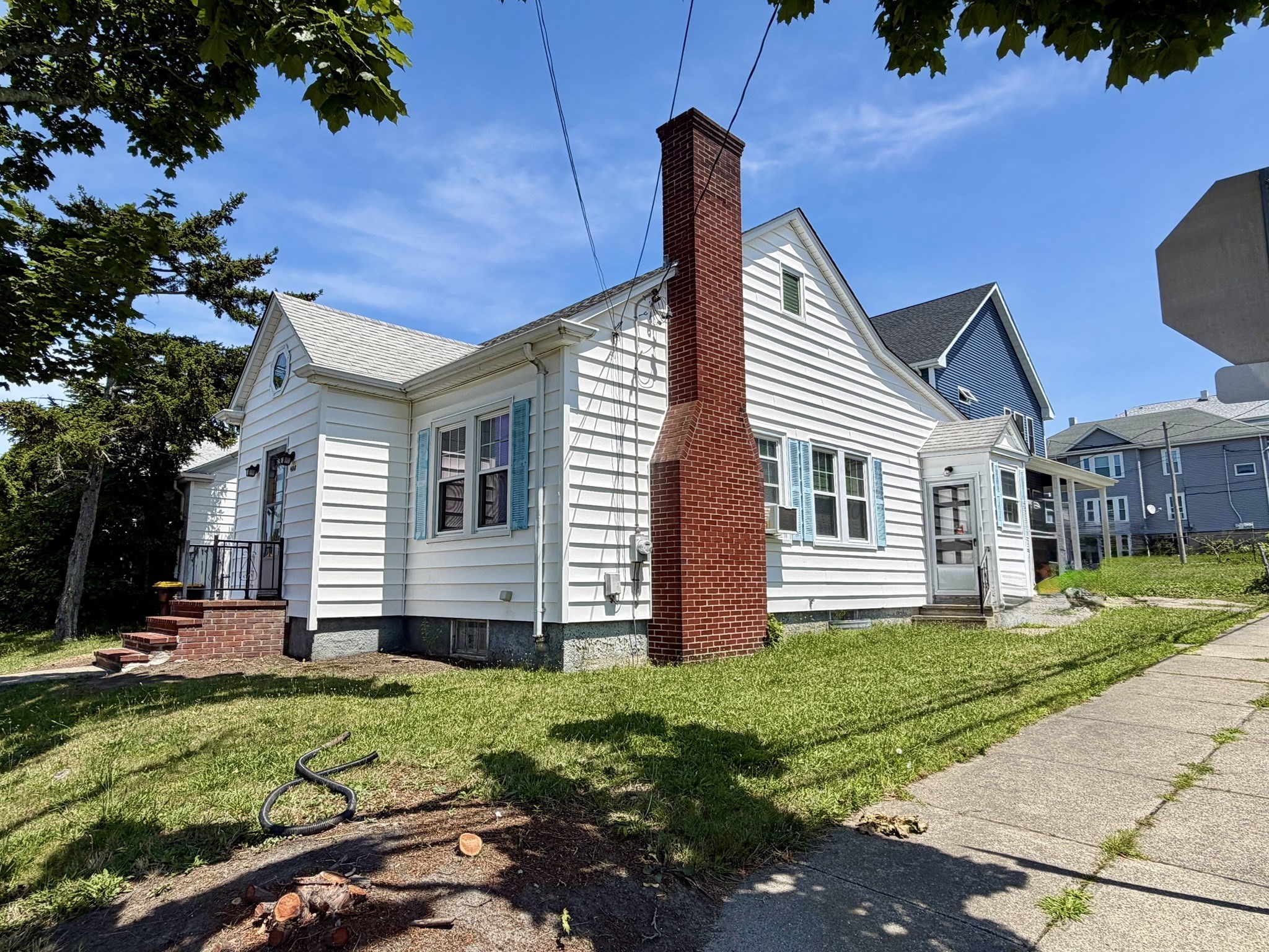 486 King Street Property Photo 36