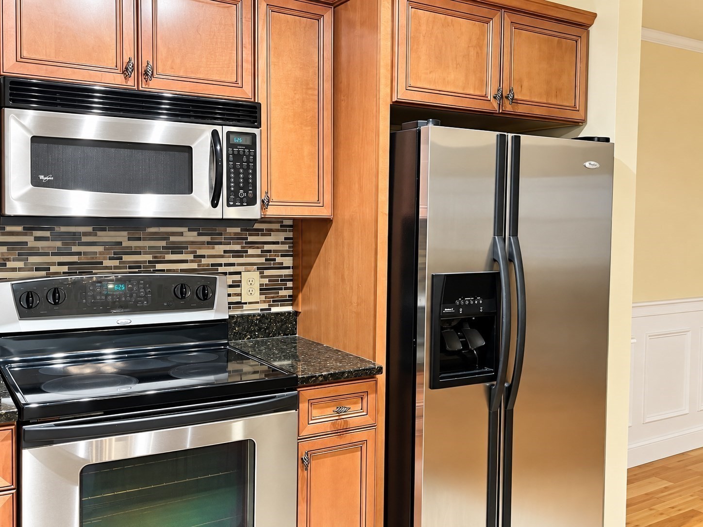 400 Brookside # F Property Photo 4