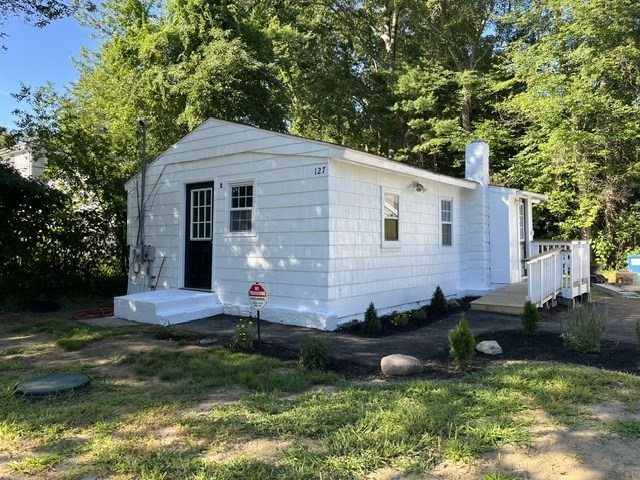 127 Taunton Ave Property Photo 1