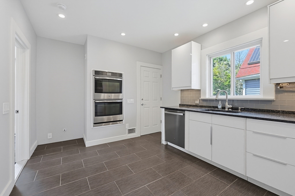 4-6 Edith St. Property Photo 13