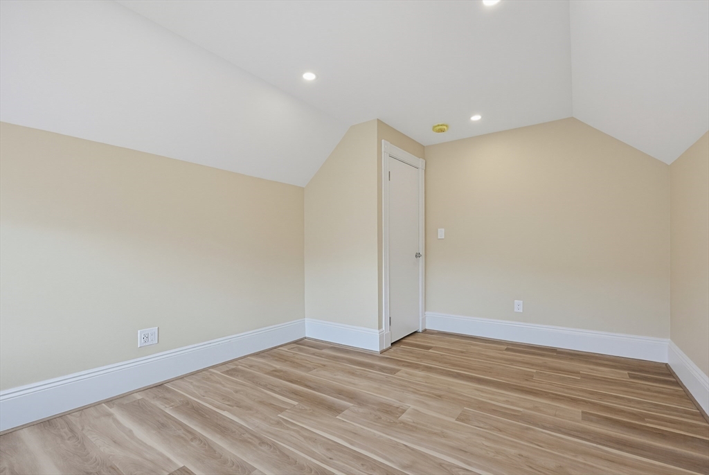 4-6 Edith St. Property Photo 25