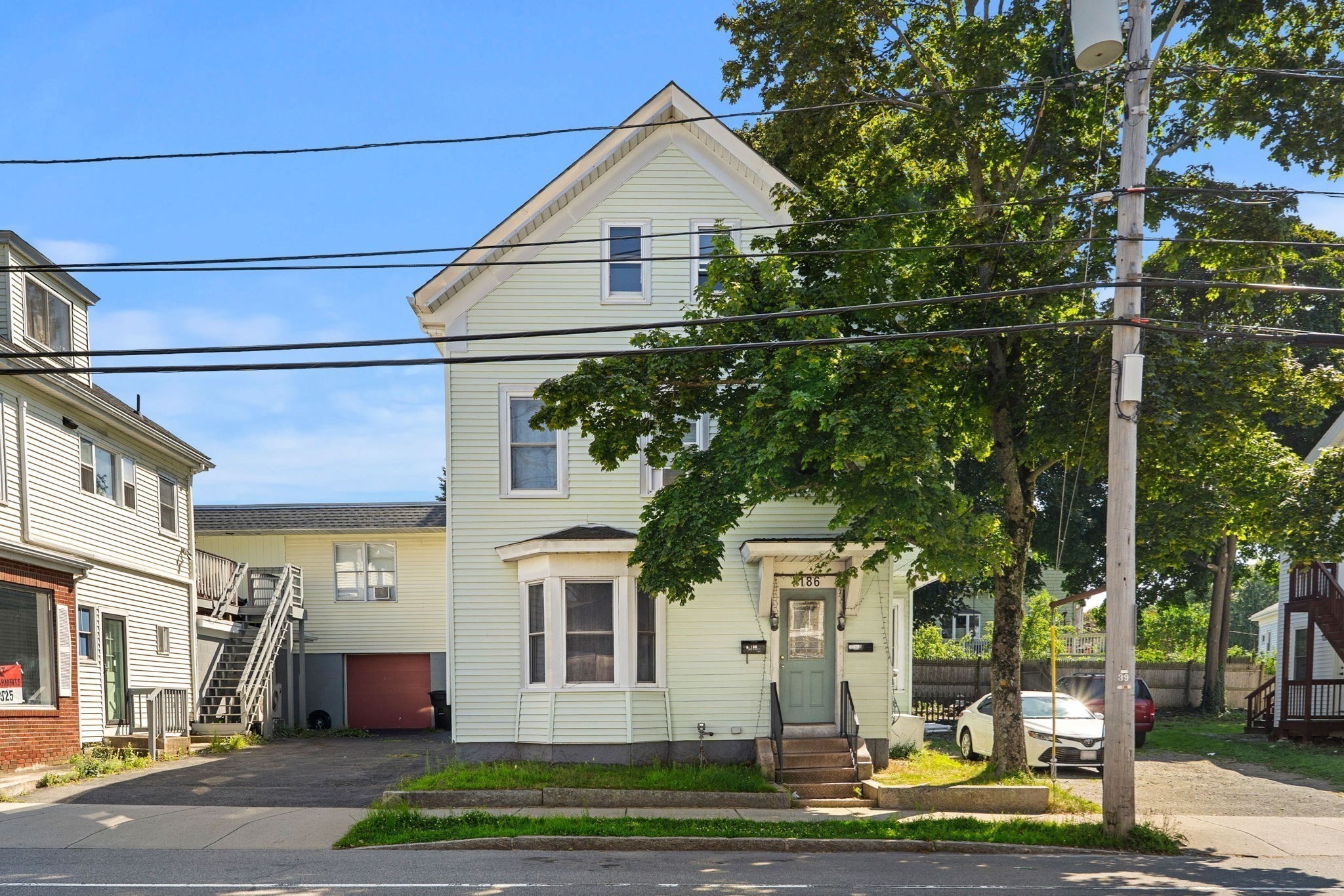 186 Washington Street Property Photo 1