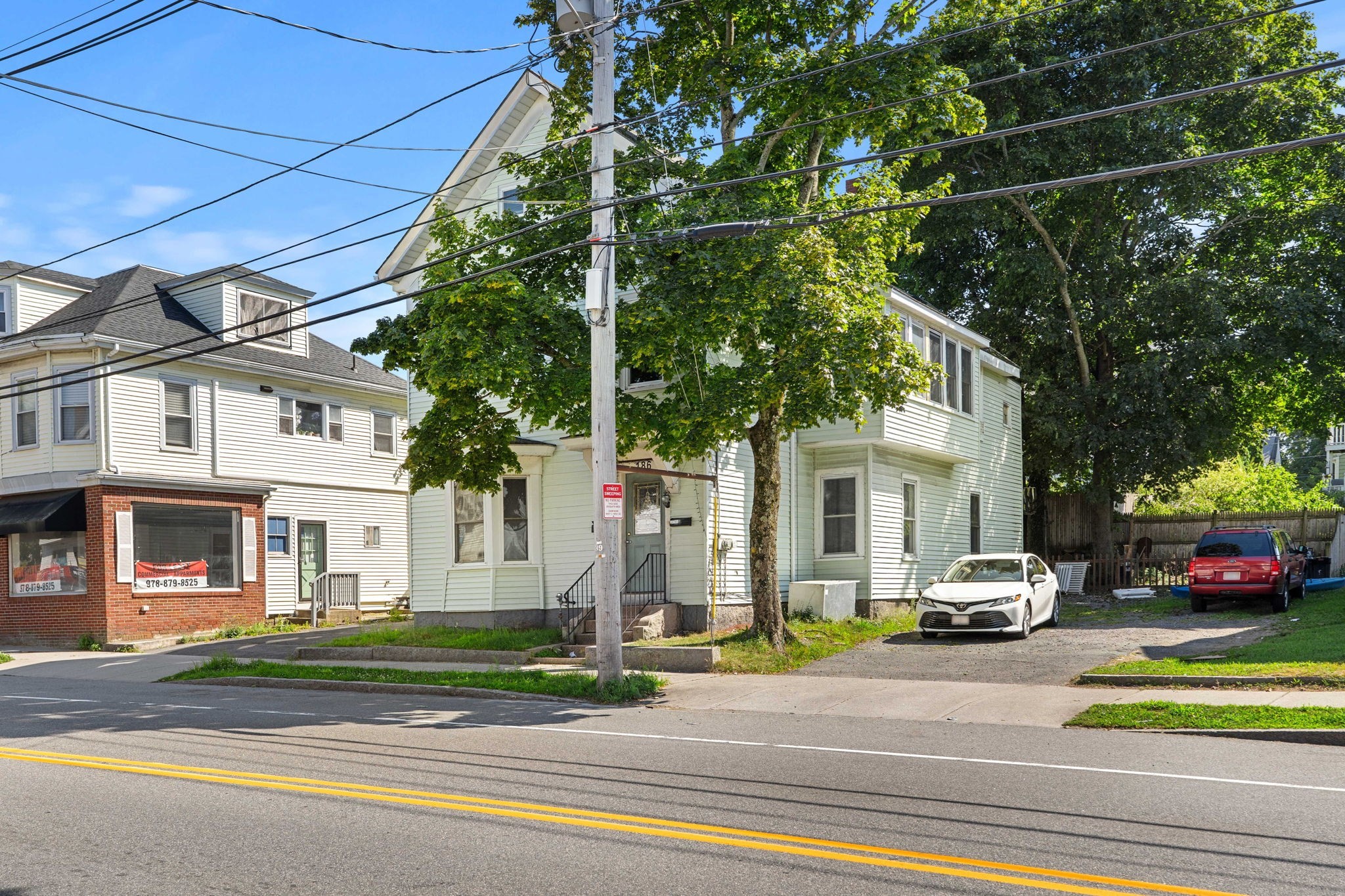 186 Washington Street Property Photo 4