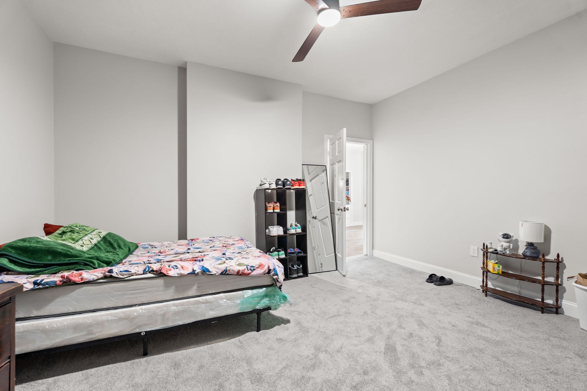 186 Washington Street Property Photo 12