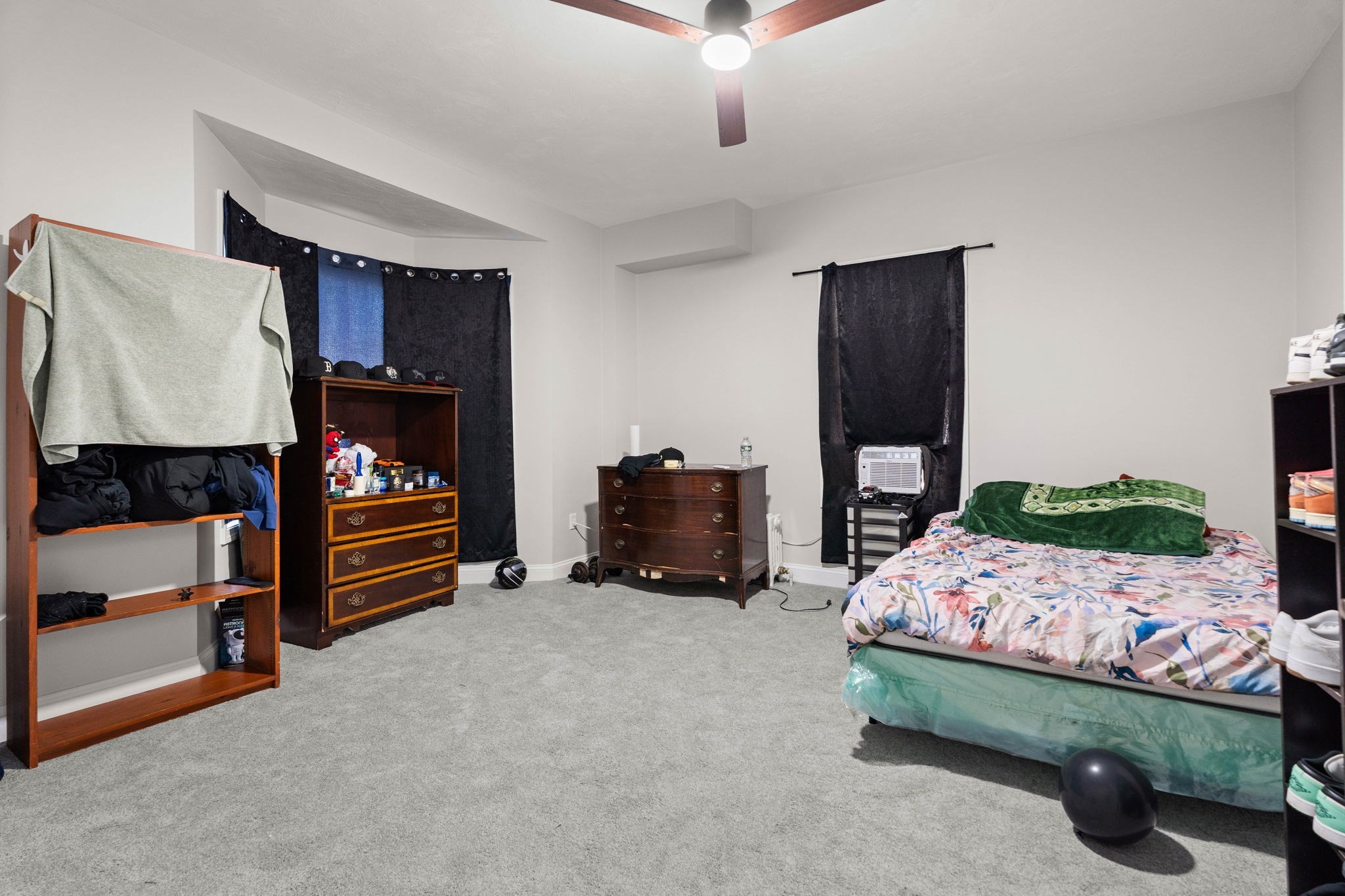186 Washington Street Property Photo 13
