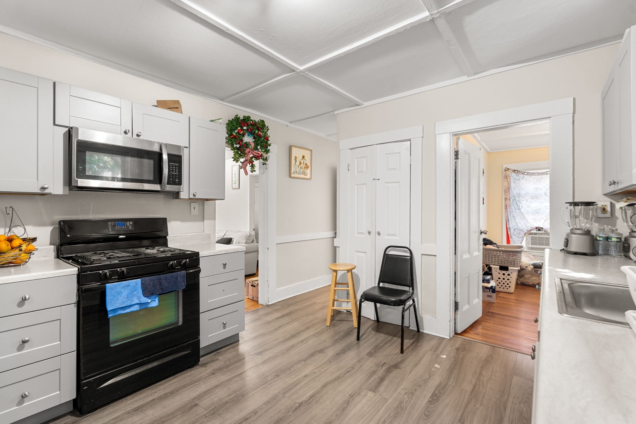 186 Washington Street Property Photo 30