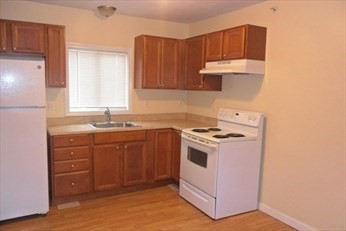 848 Waverly St # 4 Property Photo 4