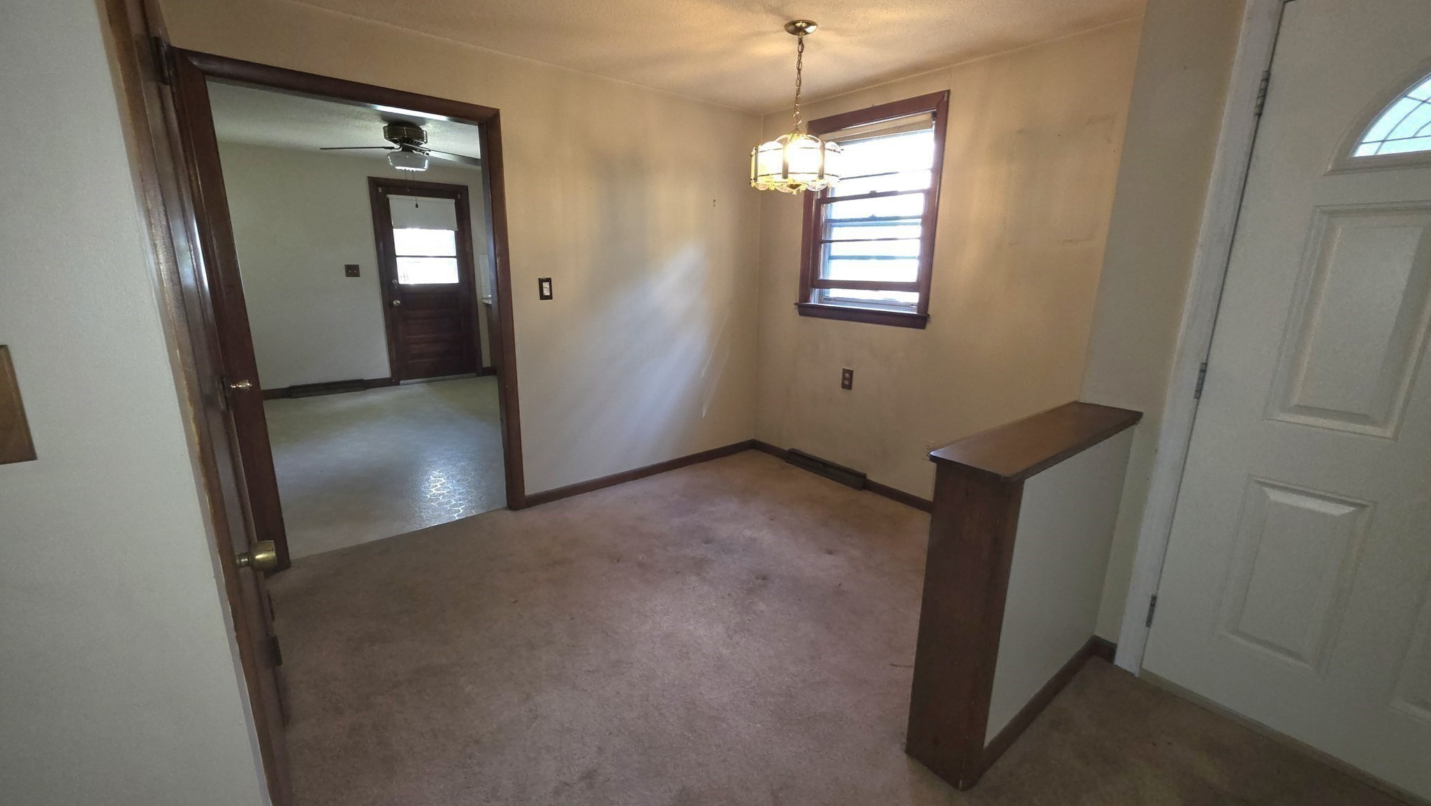 29 Whitcomb Ter Property Photo 6