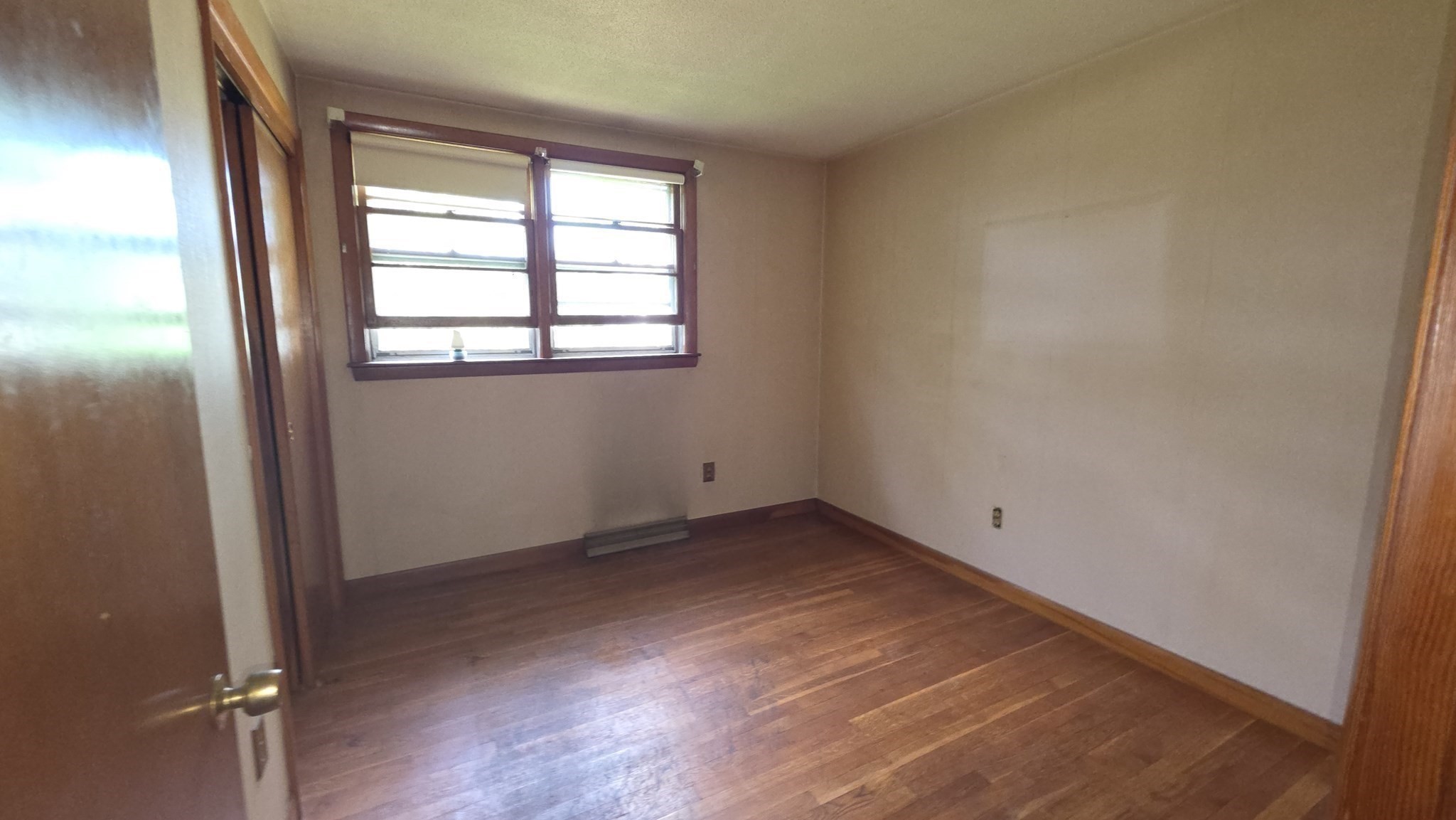 29 Whitcomb Ter Property Photo 10