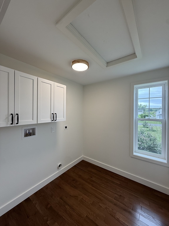 33 Polaski Ave Property Photo 10