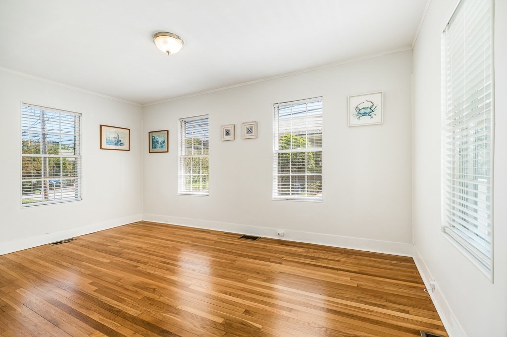 40 Broadway Property Photo 10