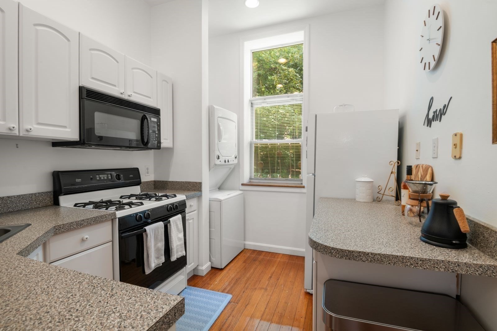 60 Marshal St # 4 Property Photo 8