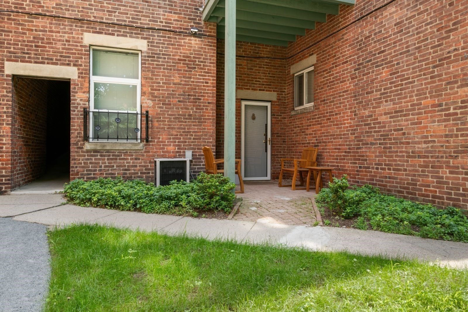 60 Marshal St # 4 Property Photo 20