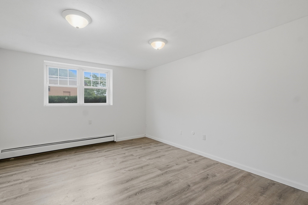924 Main Street # 12 Property Photo 12