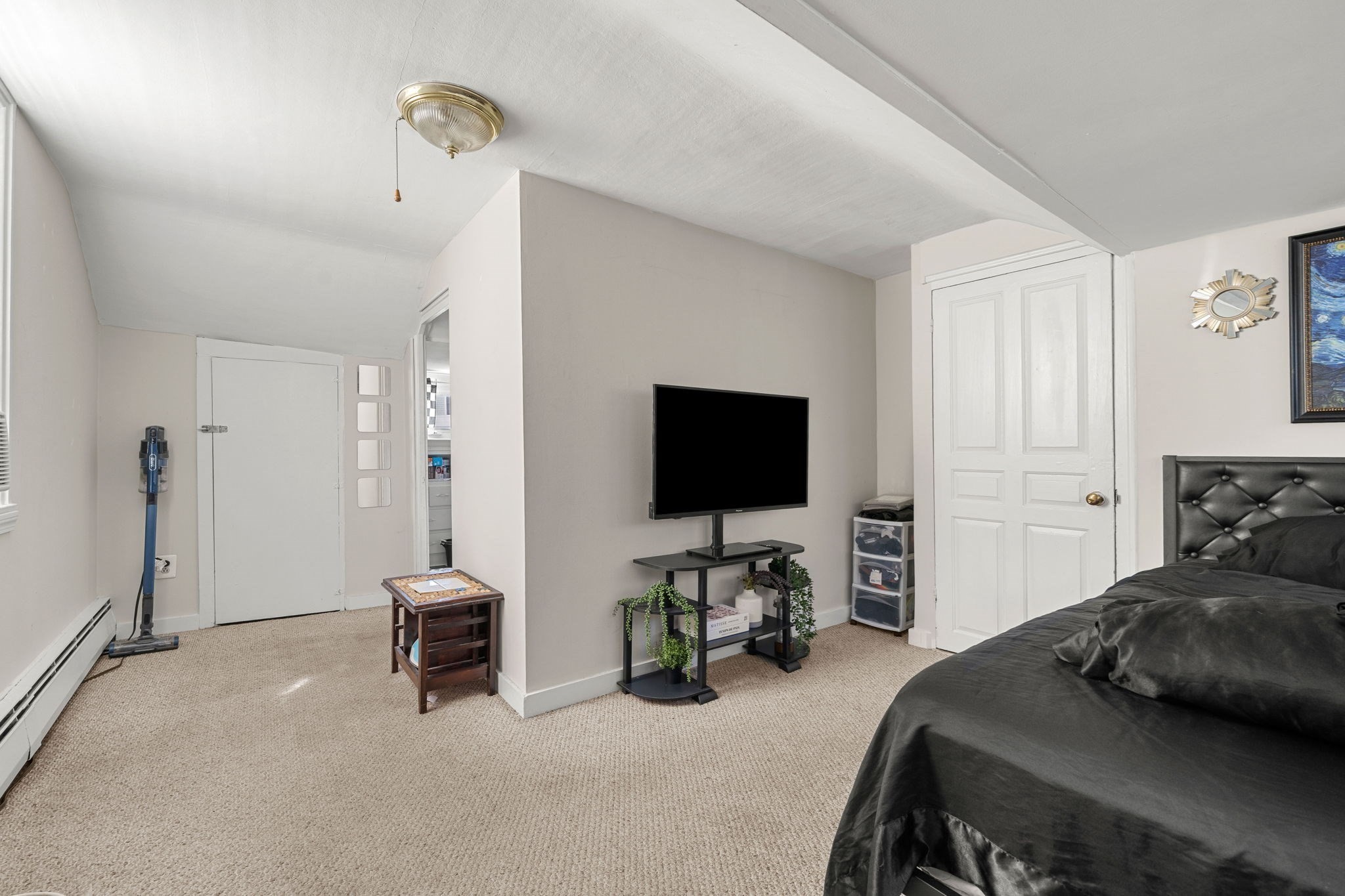 19 Essex St Property Photo 20