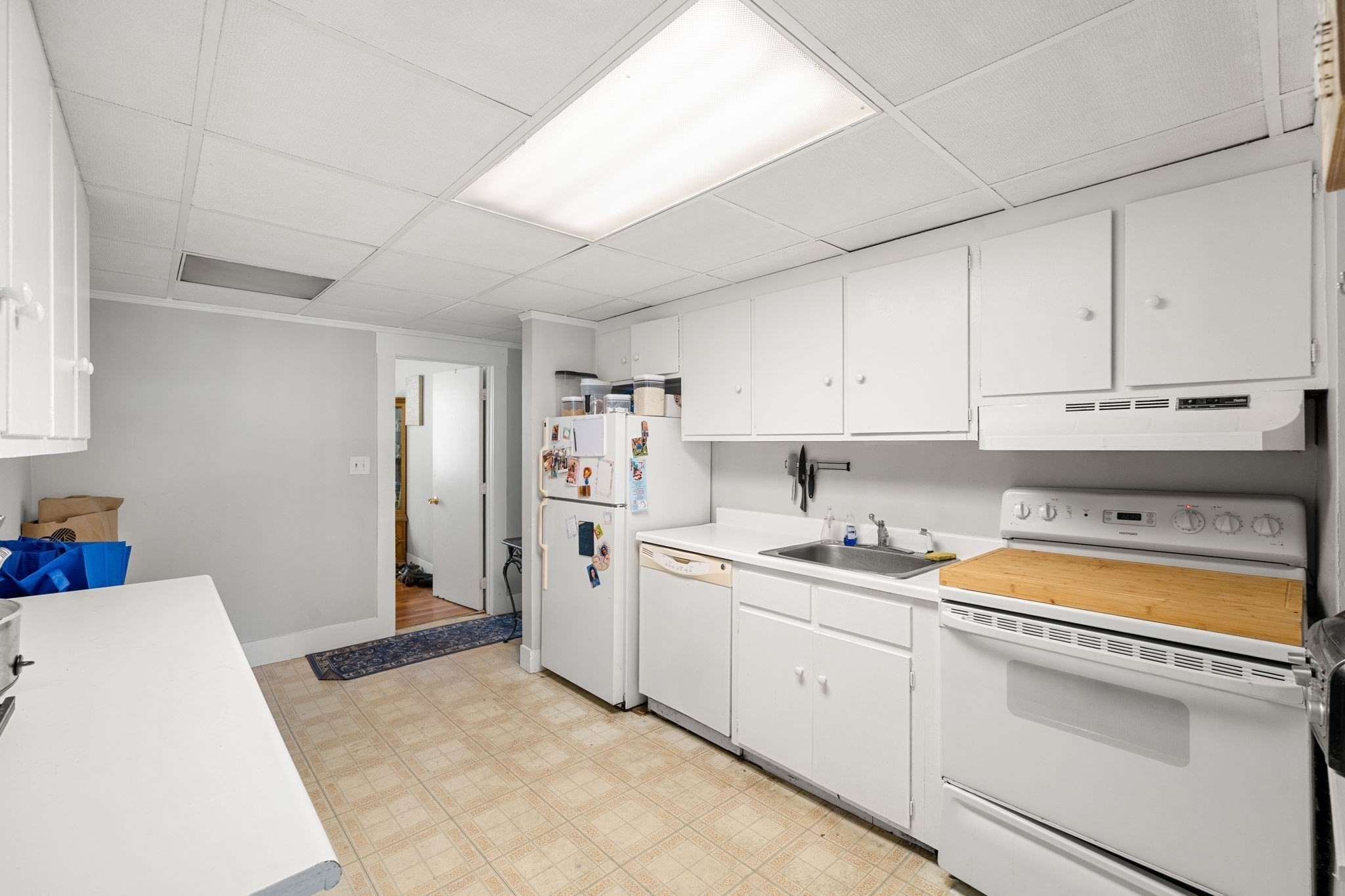 19 Essex St Property Photo 30