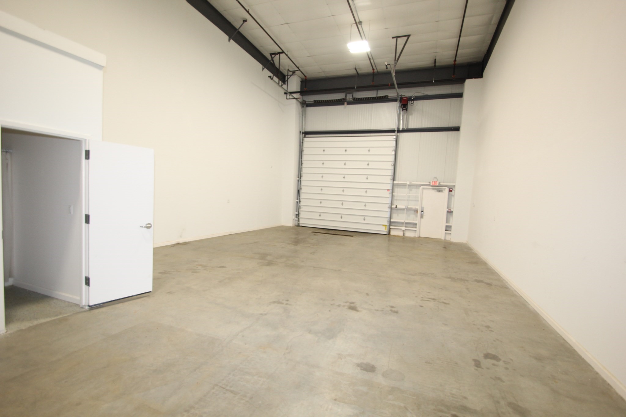 2302 Turnpike St Property Photo 18