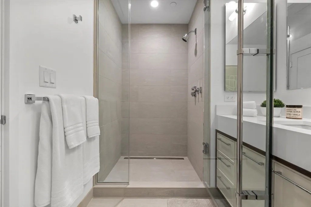 1 Dalton Street # 2401 Property Photo 10