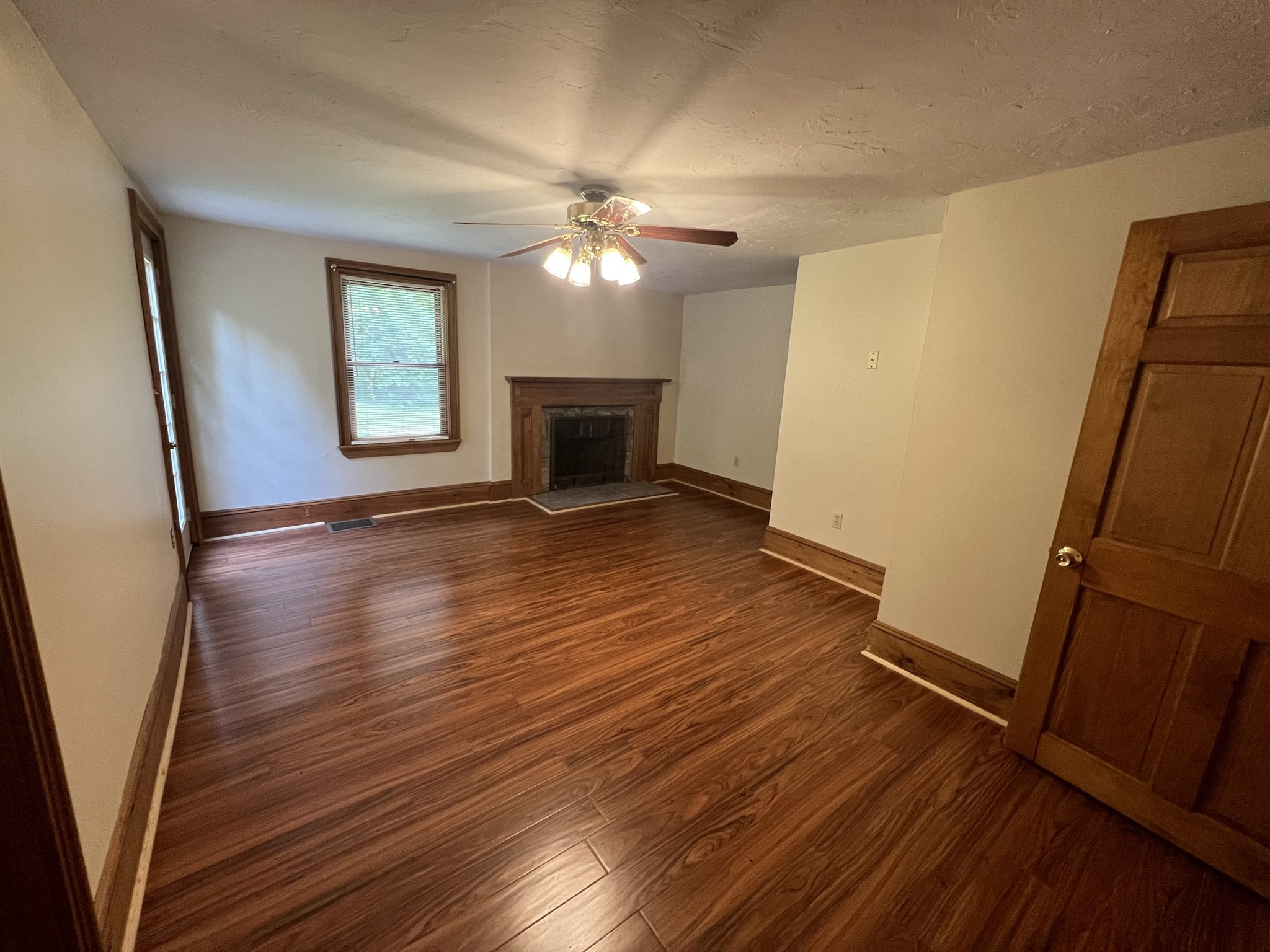 7 W Hill Ter Property Photo 6