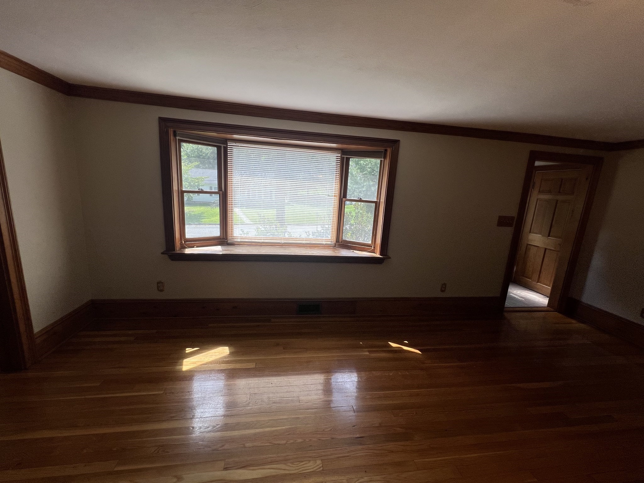 7 W Hill Ter Property Photo 14