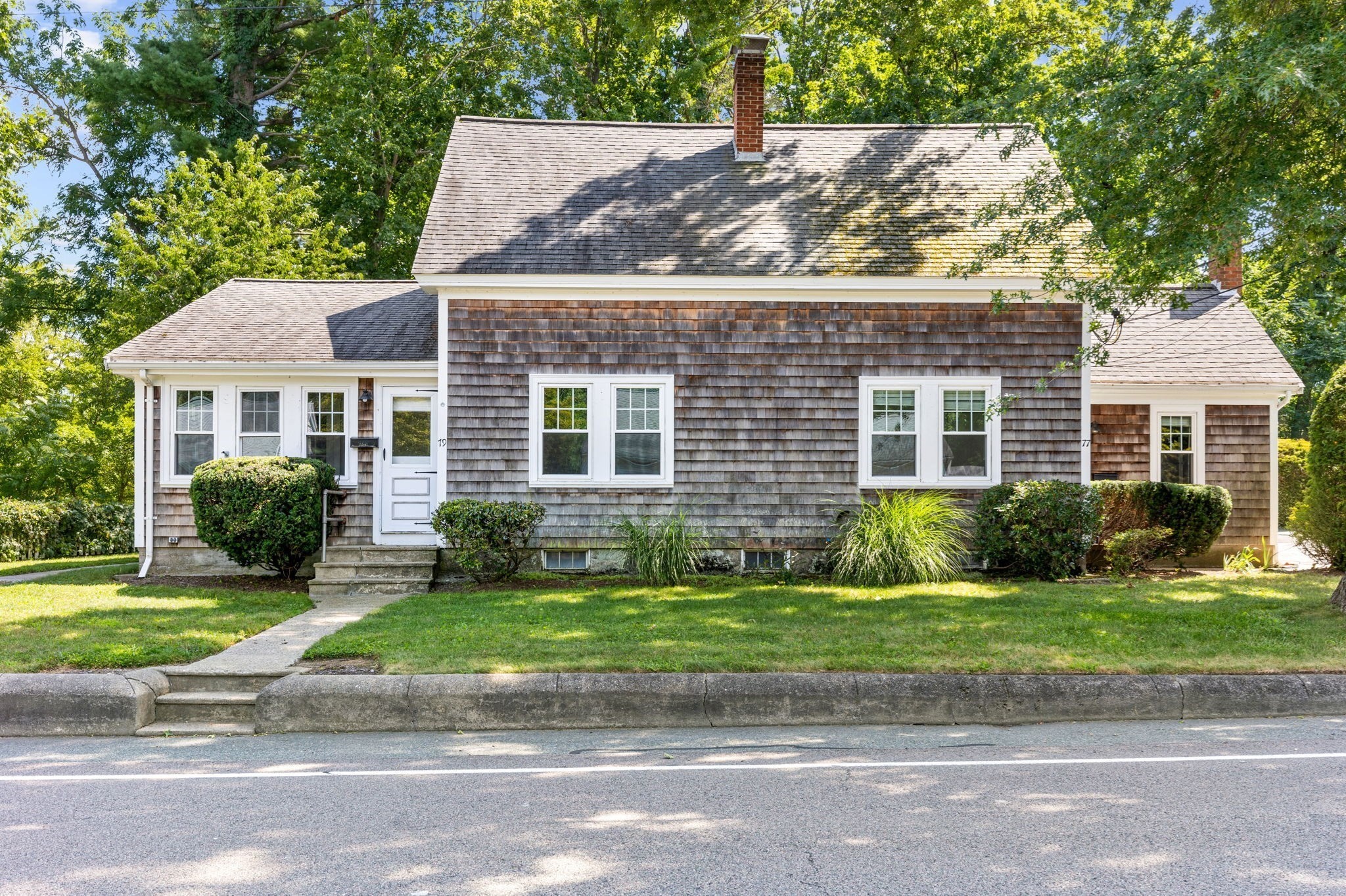 77 Elm Street Property Photo 1