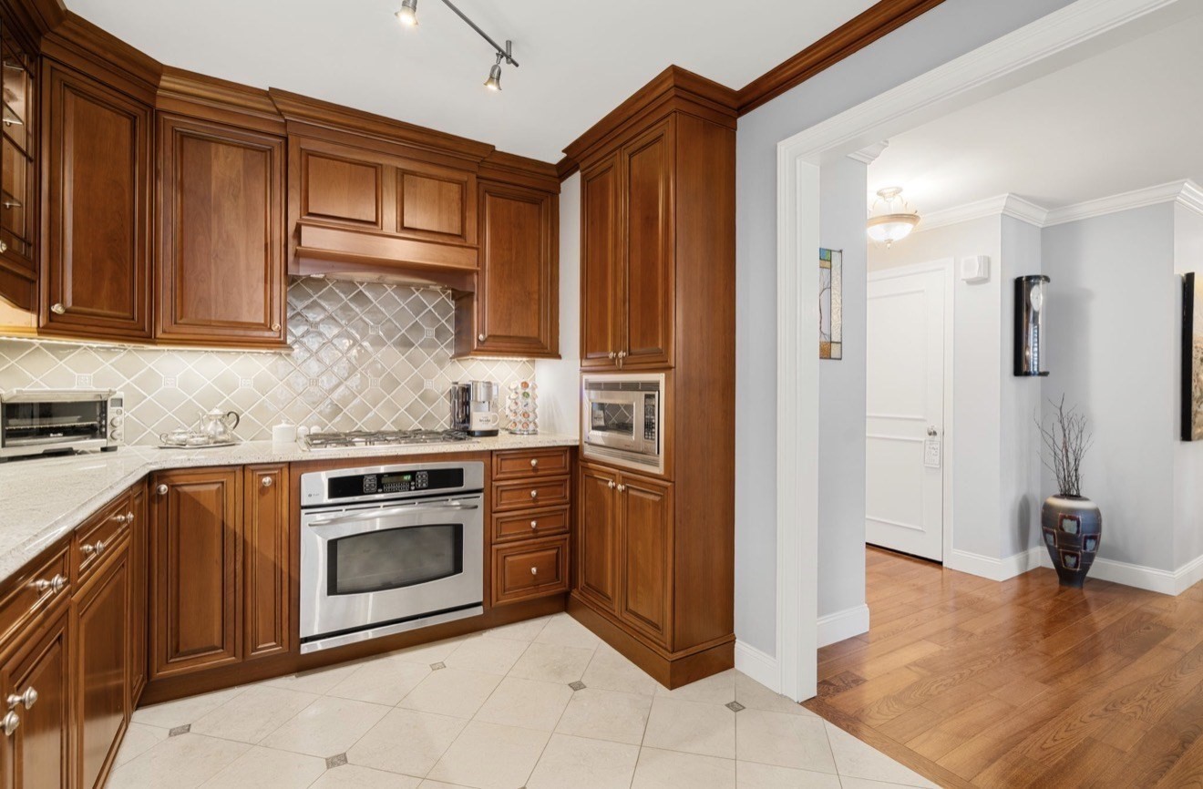280 Boylston # 213 Property Photo 10