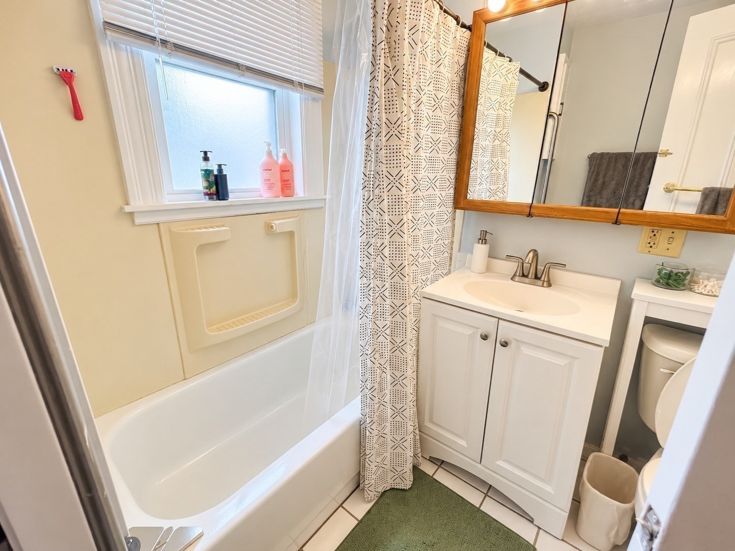 39 Etna St # 2 Property Photo 8