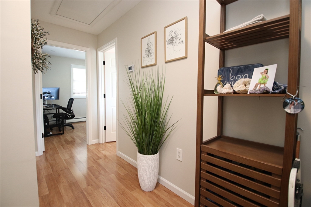 27 Overlea Avenue Property Photo 16