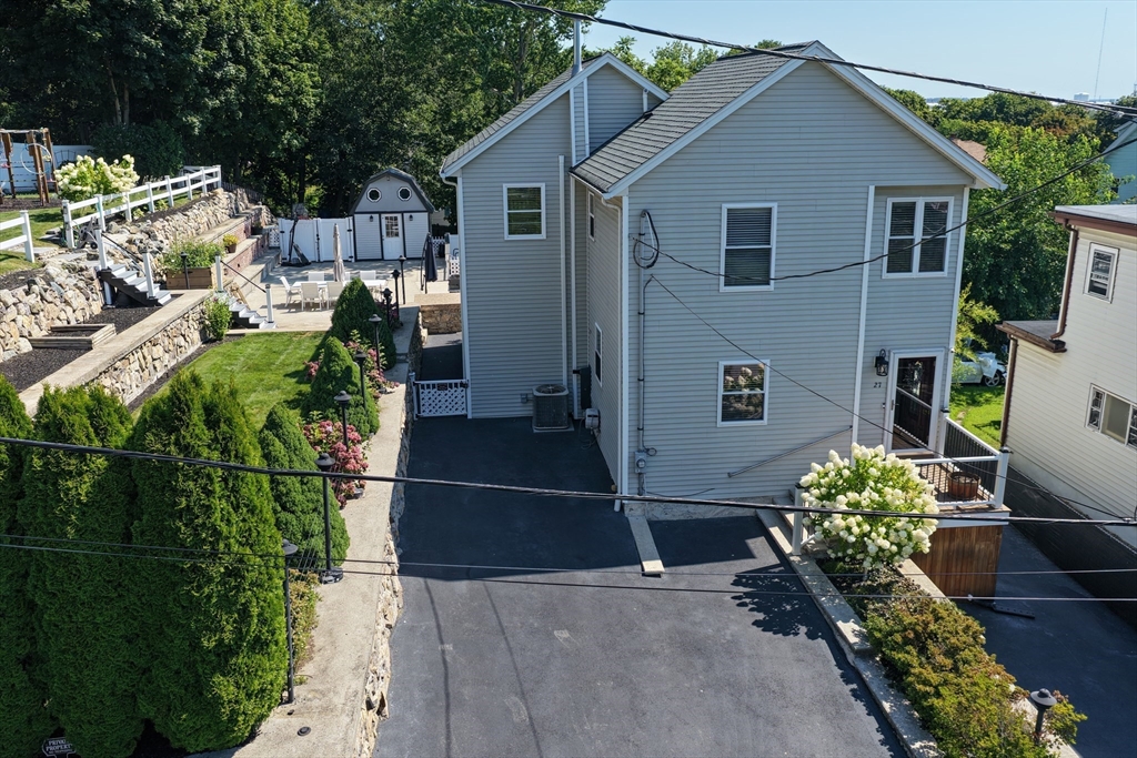 27 Overlea Avenue Property Photo 41