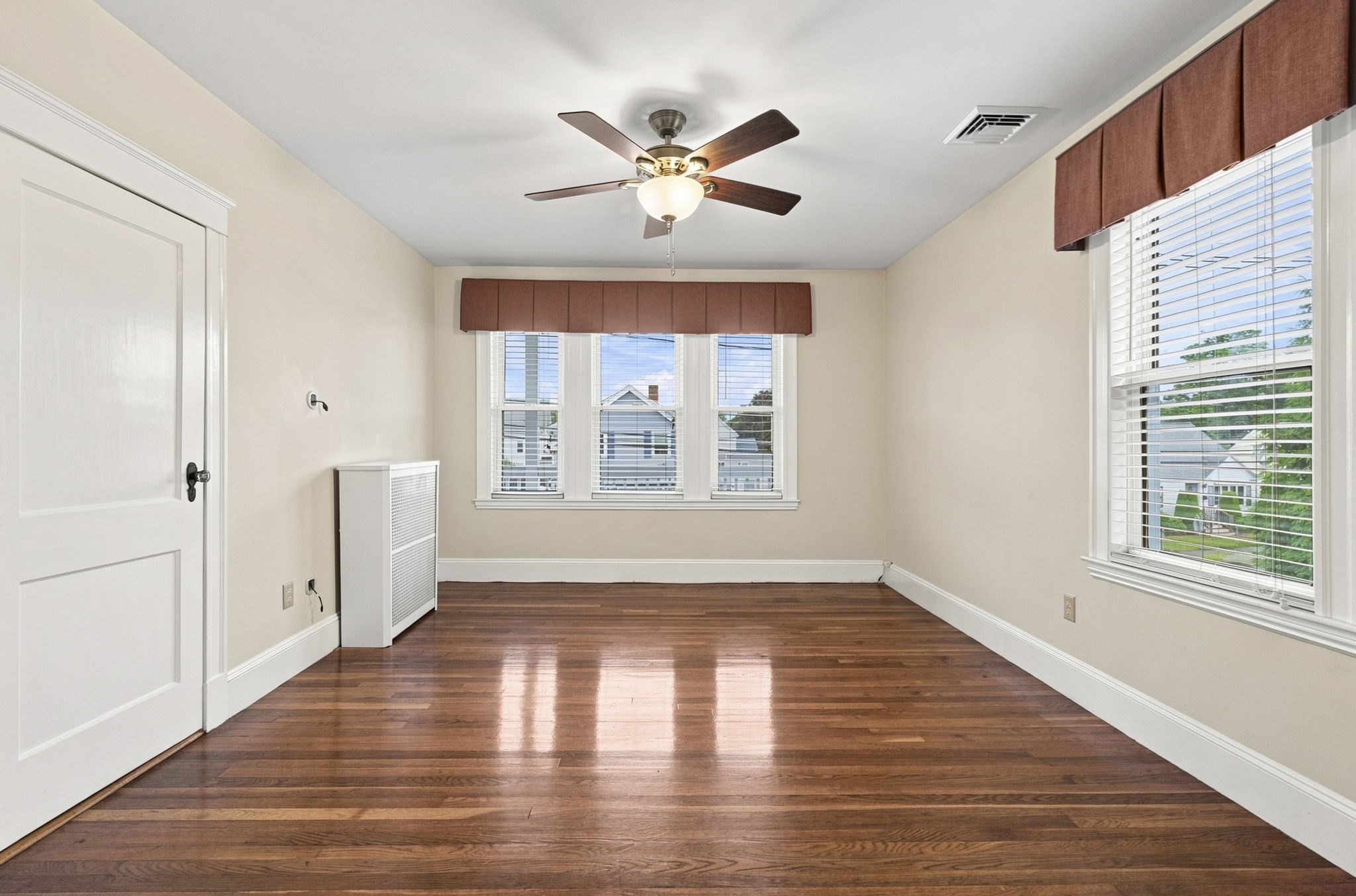 40 County St # 2 Property Photo 11