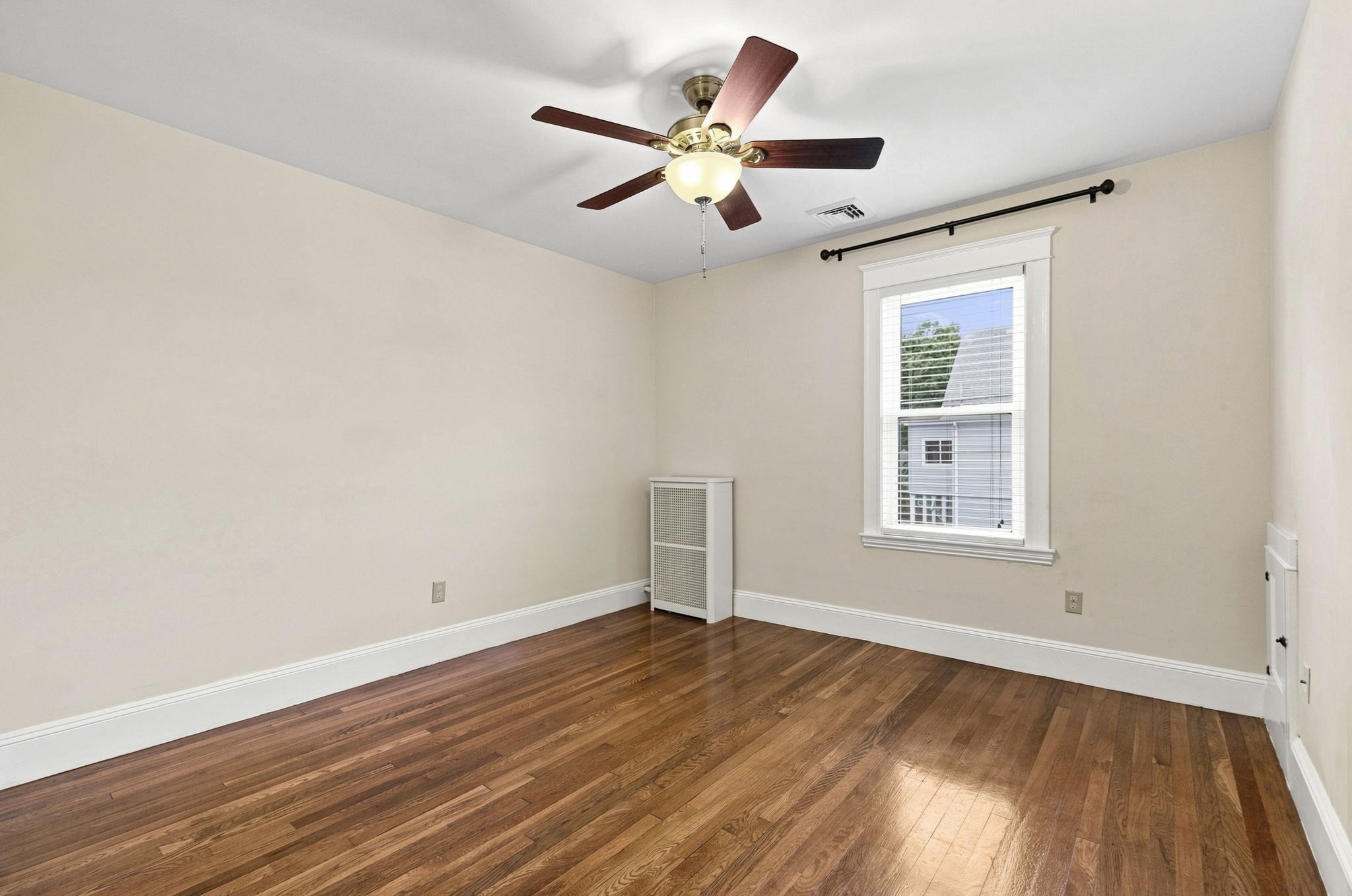40 County St # 2 Property Photo 15