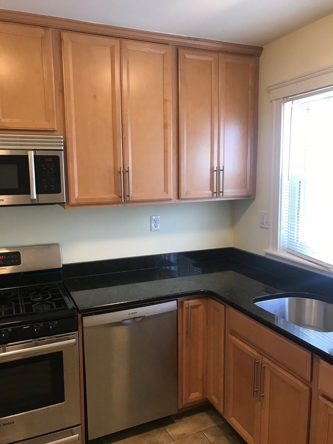 65 Conwell Avenue # 2 Property Photo 9